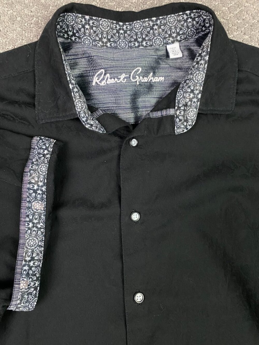 Robert Graham Shirt Men's XL Black Damask Jacquard Pattern Highland Short Sleeve